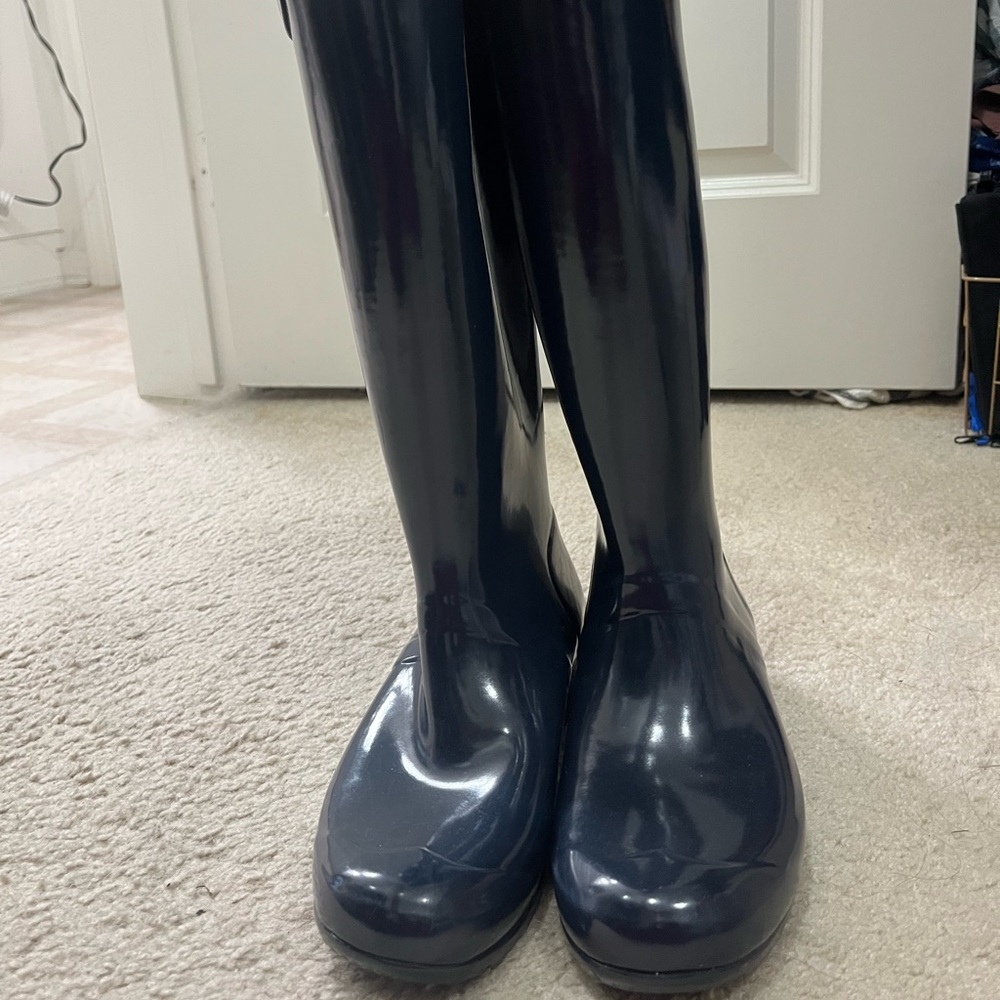 Hunter Tall Rain Boots Navy Sz8